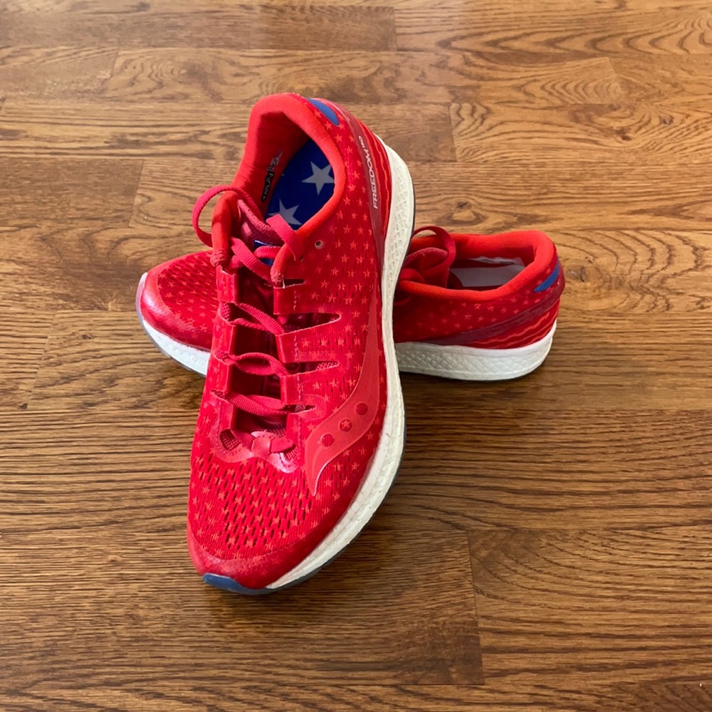 Saucony freedom size 7.5
